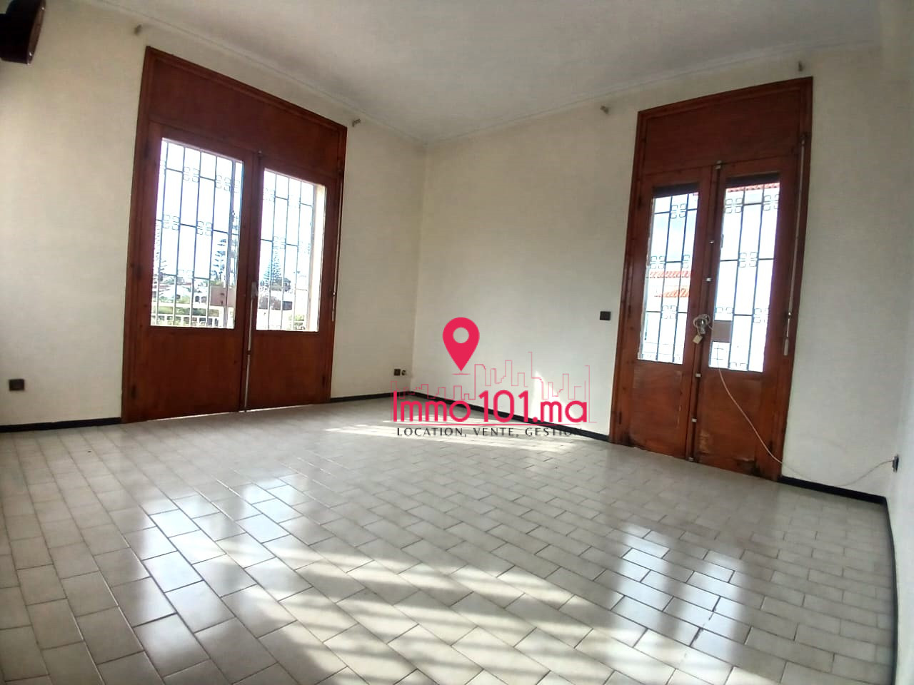 Villa à vendre à Hay Riad AYV2121
